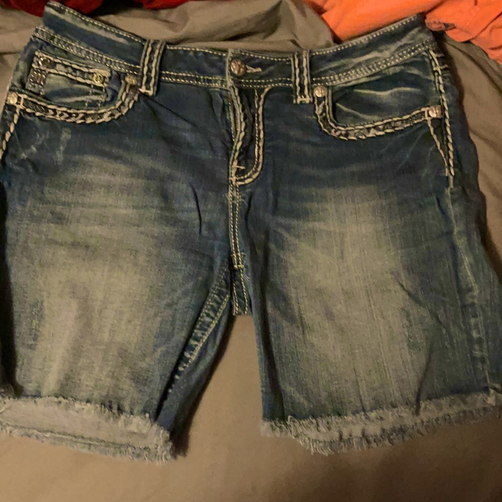 I’m selling a pair of miss me jean shorts